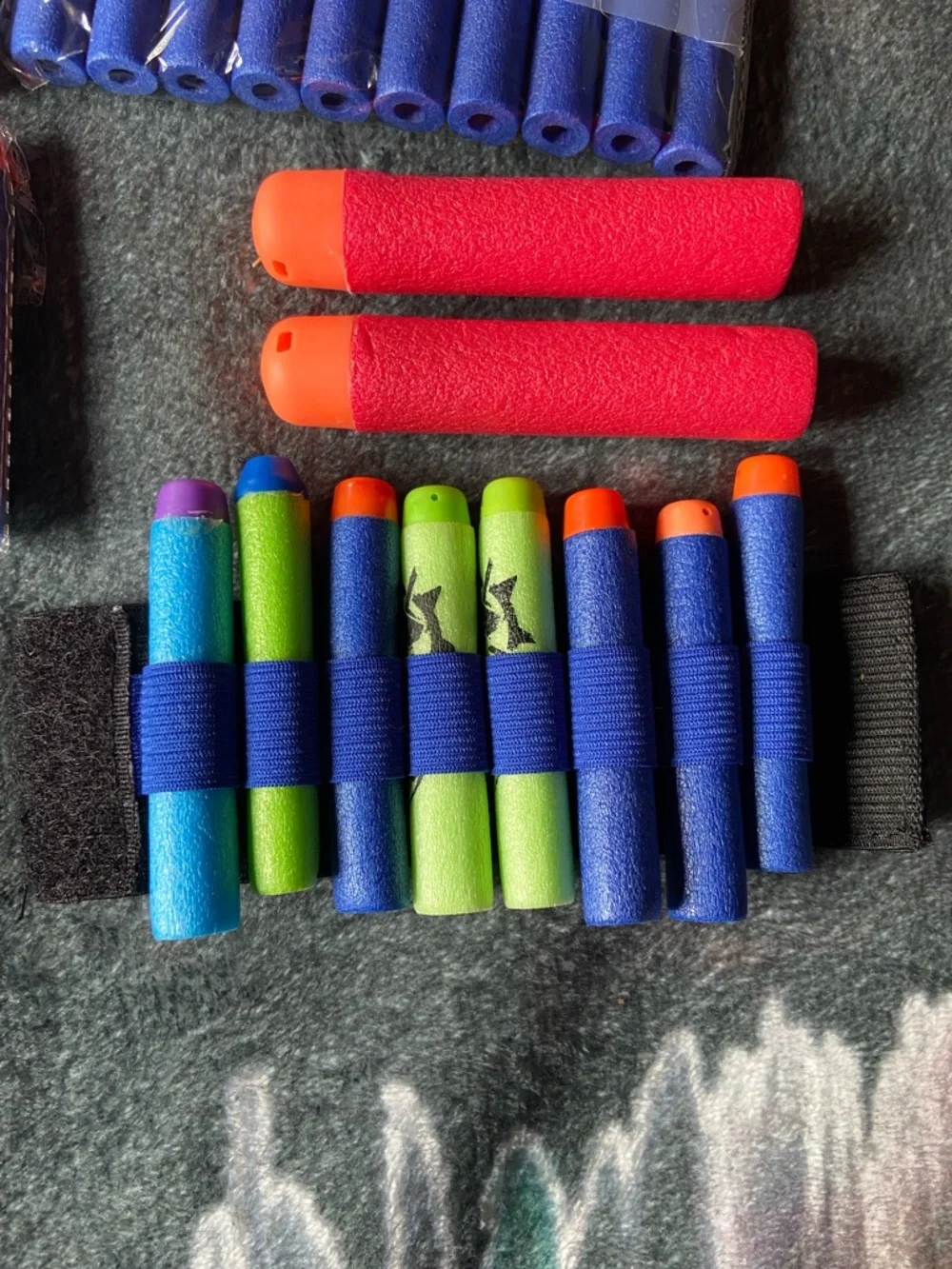 Nerf Bundle - 45 Darts + Battle Vest & Multi Dart Wrist Holder